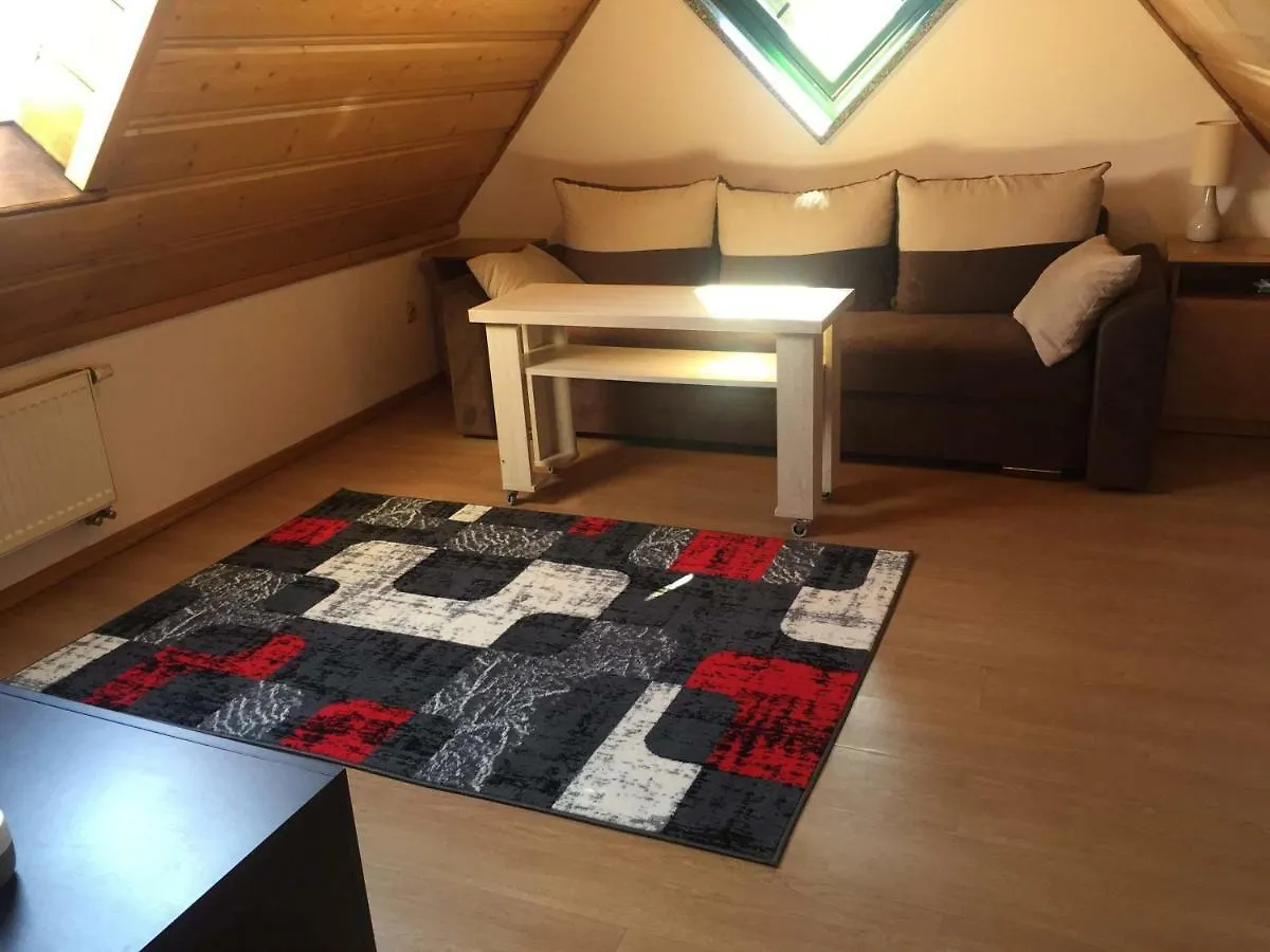 Apartamenty Pod Szczytem Zakopane Lägenhet